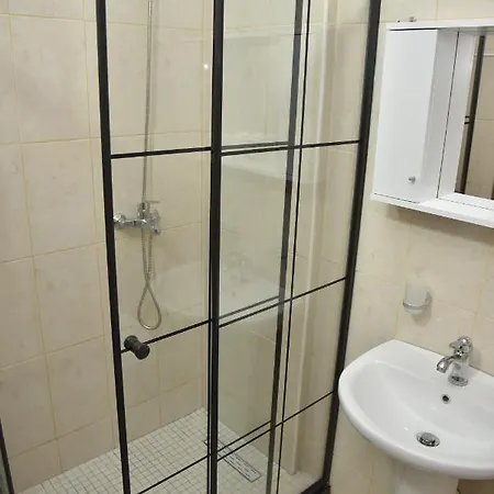 Flowers Apartment Golem (Tirana)