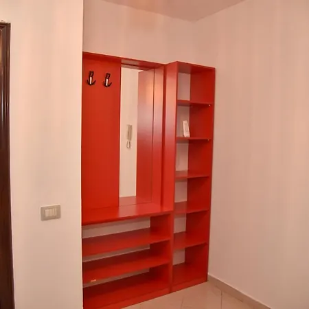 Flowers Apartment