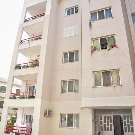 Apartment Flowers Golem (Tirana)