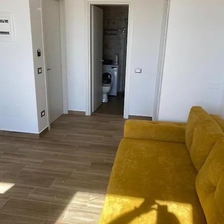 Flowers Apartment